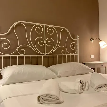 بيت ضيافة Stella Del Cilento Suite & Rooms