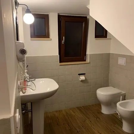 Stella Del Cilento Suite & Rooms بيت ضيافة *