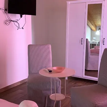 Stella Del Cilento Suite & Rooms بيت ضيافة